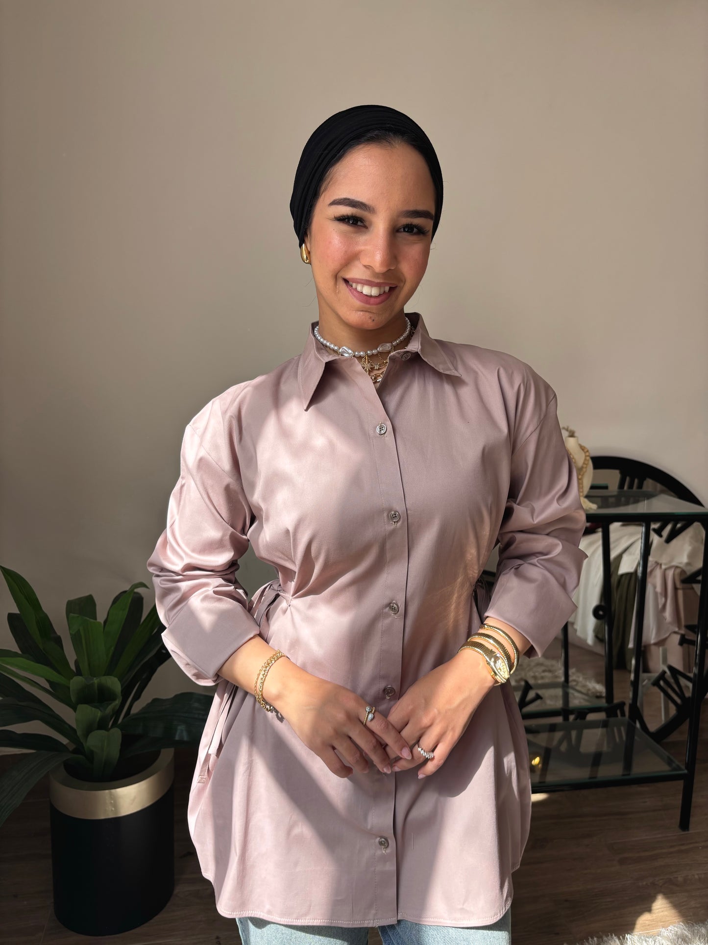 Side-Tie Café ToneًShirt – Modest Chic