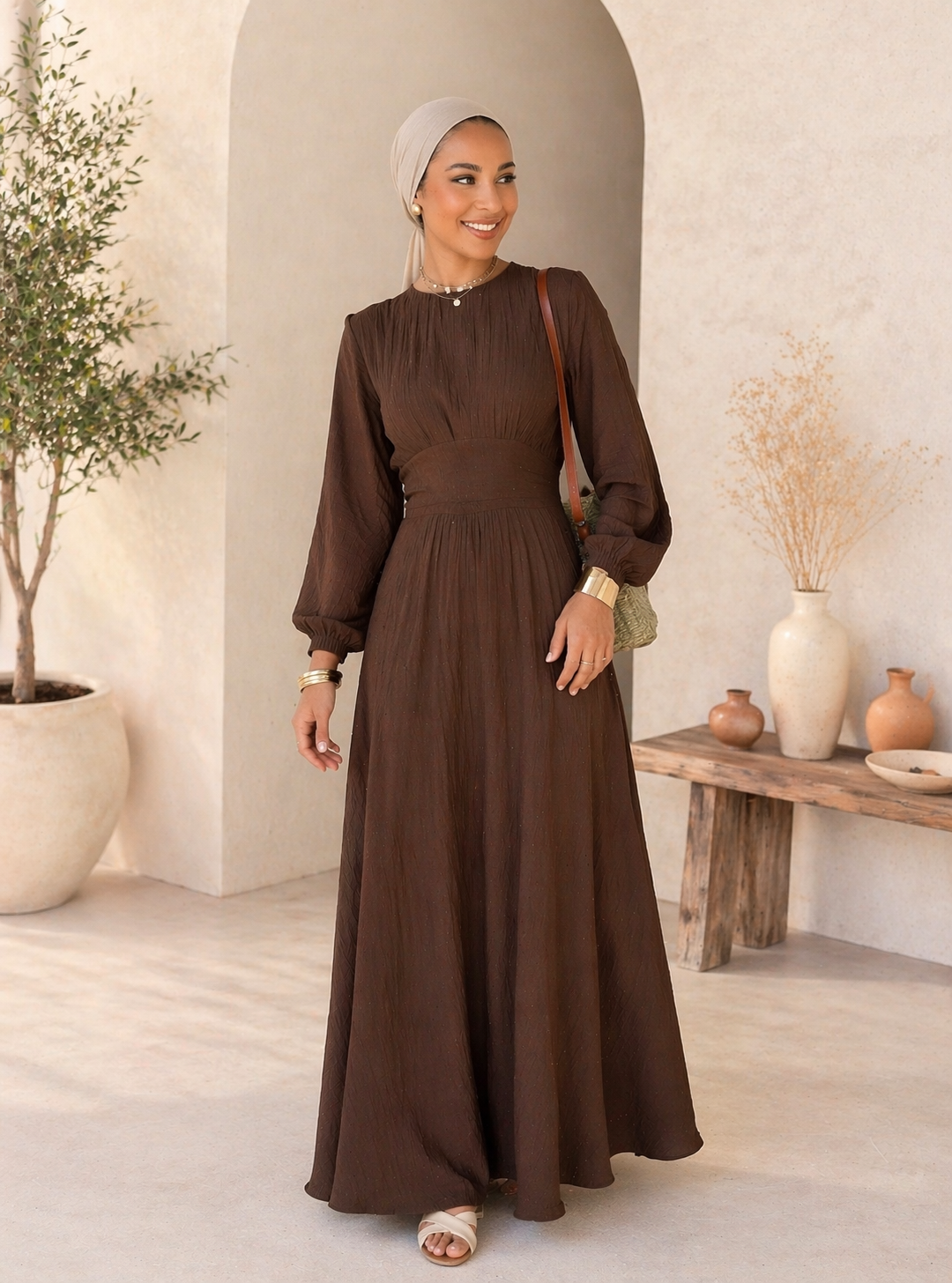 Brown Dress – Minimal Grace