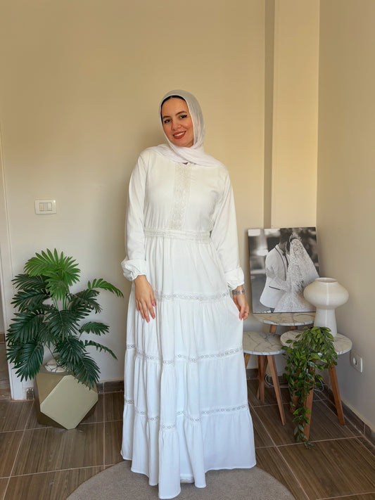 A white Umrah dress for Ramadan